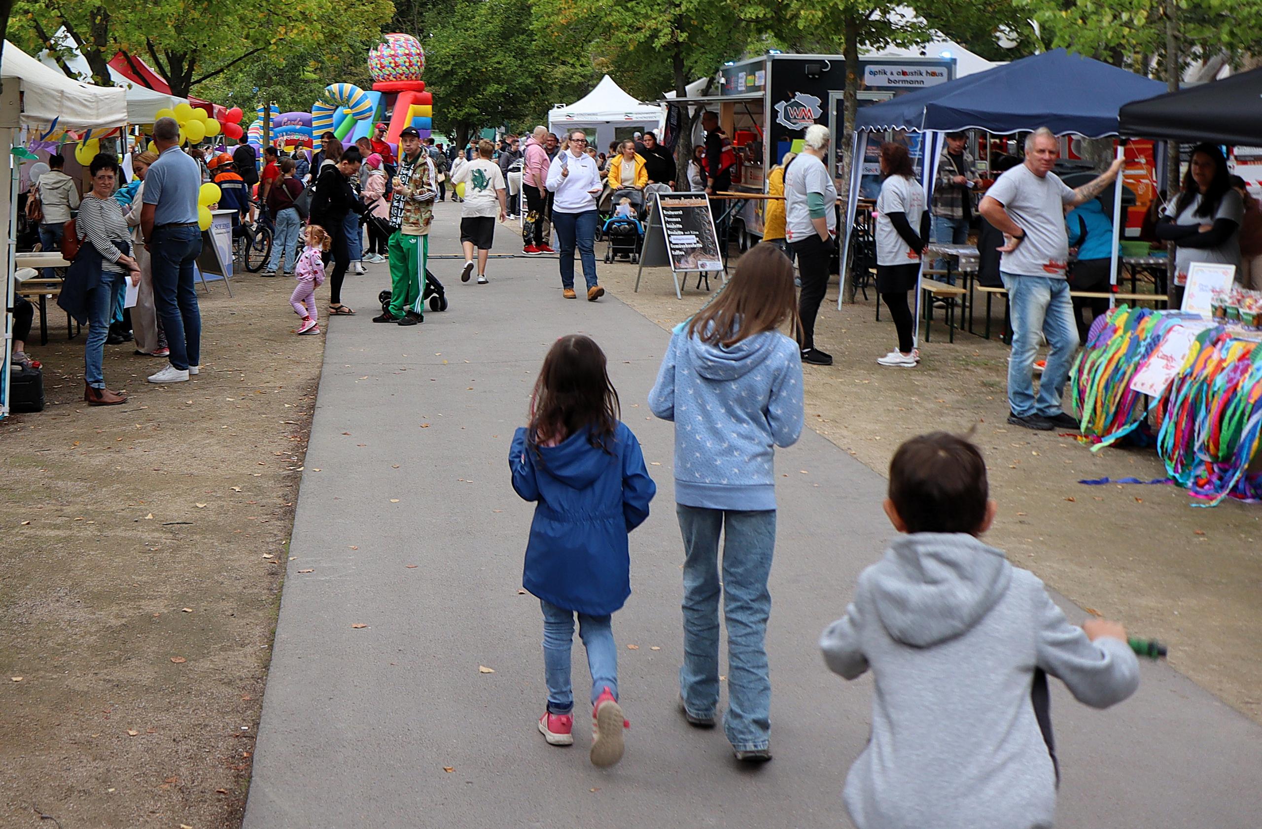 4. Kinderfest der Stadt Schönebeck (Elbe). © Stadt Schönebeck (Elbe) 4. Kinderfest der Stadt Schönebeck (Elbe). © Stadt Schönebeck (Elbe)