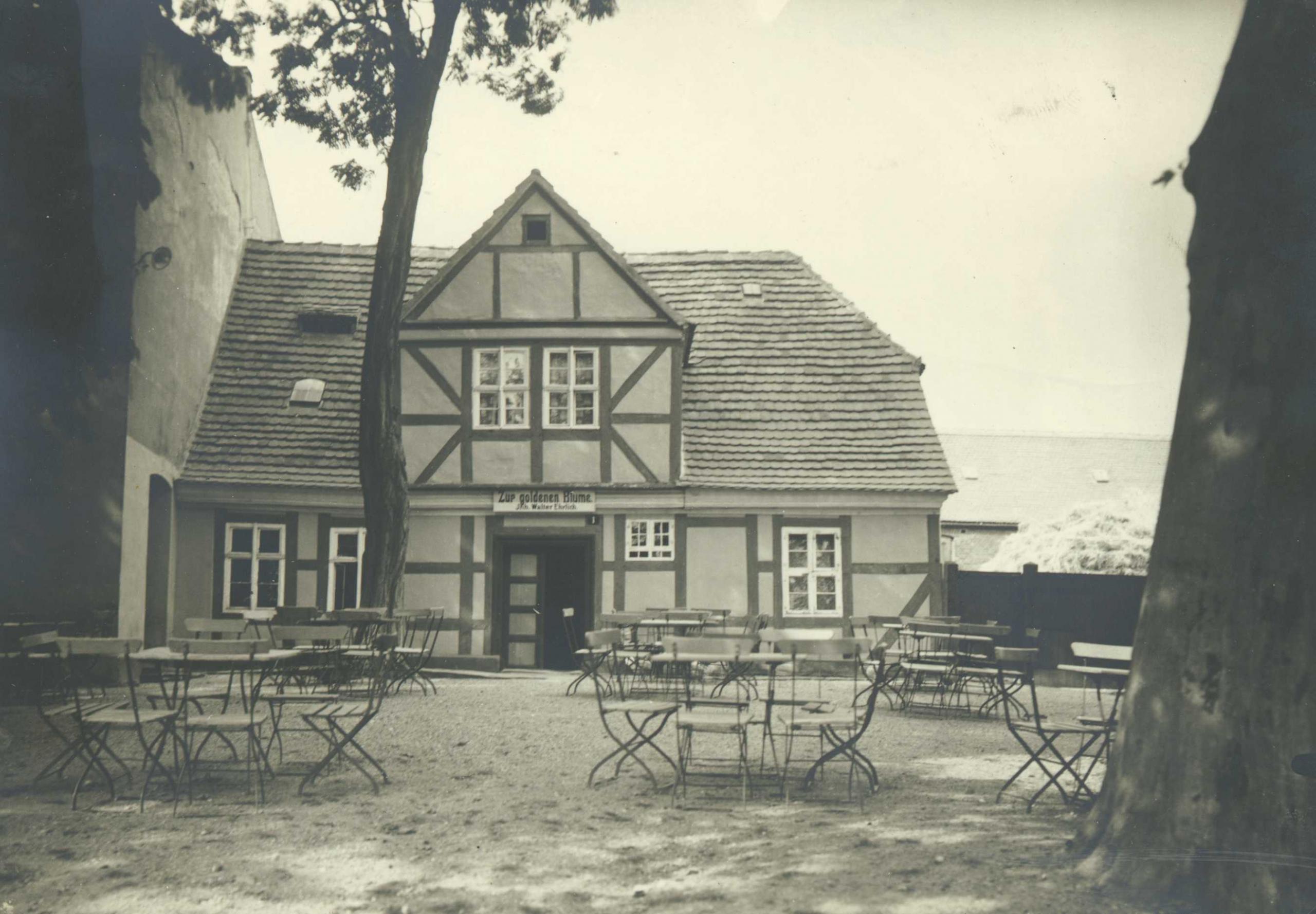 Stadtarchiv SBK Gasthof  Zur Goldenen Blume Elbenau F 04 01 011 © Stadtarchiv Schönebeck (Elbe)