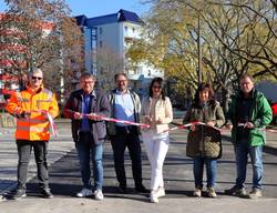Banddurchschnitt zur Freigabe der Otto-Kohle-Straße.