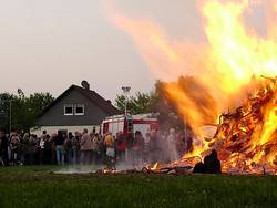 Osterfeuer Elbenau.
