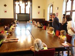 Schmetterlingsgruppe zu Gast im Rathaus © Stadt Schönebeck (Elbe) Informationen zur Heimatstadt