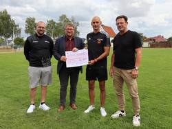 Stiftung der ehemaligen Kreissparkasse Bernburg unterstützt Wohnsportgemeinschaft © Stadt Schönebeck (Elbe) Dank an Stiftung