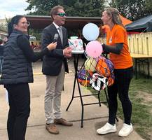 16 ein Dankeschön für die jugendlichen Mitwirkenden