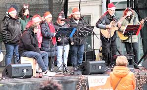 Impressionen vom Weihnachtssingen. © Stadt Schönebeck (Elbe) Impressionen vom Weihnachtssingen.