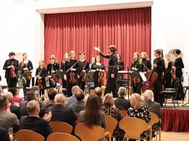 Stimmungsvoll begleitet wurde der Neujahrsempfang von den Musikerinnen und Musikern des Streichorchesters „Saitenspiel“ der Kreismusikschule „Béla Bartók“. © Stadt Schönebeck (Elbe) Neujahrsempfang