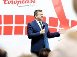 Ministerpräsident Sven Schulze.