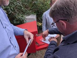 Sonderstempel an der St.-Lukas-Kirche offiziell eingeweiht