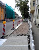 Bushaltestelle vor den Pflasterarbeiten. © Stadt Schönebeck (Elbe) Bushaltestelle vor den Pflasterarbeiten.