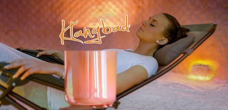 Klangbad in der Totes Meer-Salzgrotte &copy; SOLEPARK