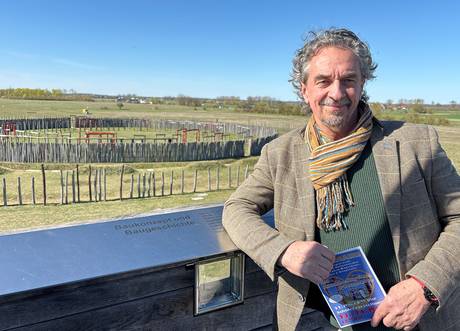 Stephan Wapenhans inszeniert zu Pfingsten Hugo von Hofmannsthals „Jedermann“ im Ringheiligtum Pömmelte. &copy; Frank Sieweck