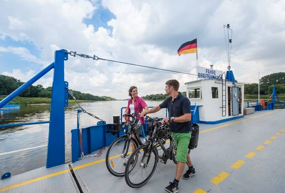Gierseilfähren an Elbe & Saale Gierseilfähre Breitenhagen