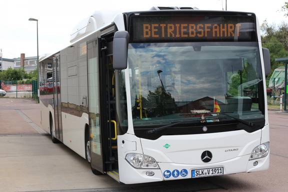 KVG Kreisverkehrsgesellschaft Bus groß © Frank Nahrstedt KVG Kreisverkehrsgesellschaft Salzlandkreis Bus groß