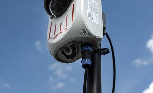 Ein Gerät zur automatisierten Erhebung von Verkehrsdaten. © Bernard Technologies GmbH Ein Gerät zur automatisierten Erhebung von Verkehrsdaten.