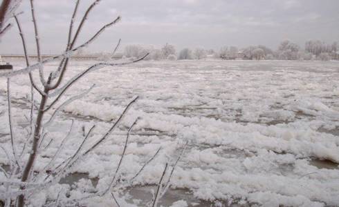 Eisfläche © Stadt Schönebeck (Elbe) Symbolbild