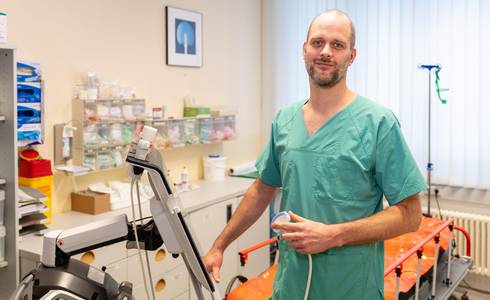 Martin Pasligh, neuer Chefarzt der Klinik für Akut- und Notfallmedizin am AMEOS Klinikum Schönebeck.