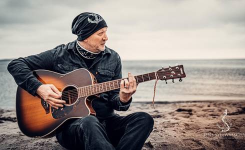 Kurkonzert mit Jens Syllwasschny