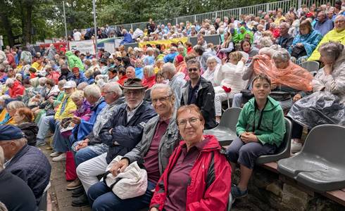 Garbsener wieder Gäste auf dem Bierer Berg © Stadt Schönebeck (Elbe) Delegation besucht Operettensommer