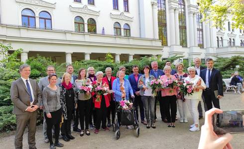 gruppenfoto 2023 salzlandfrau