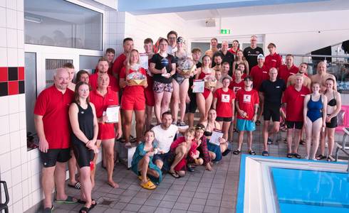 Schwimm-Firmenstaffel 2024