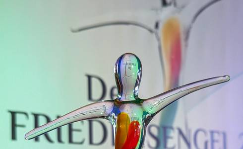 Glasfigur "Der Friedensengel".